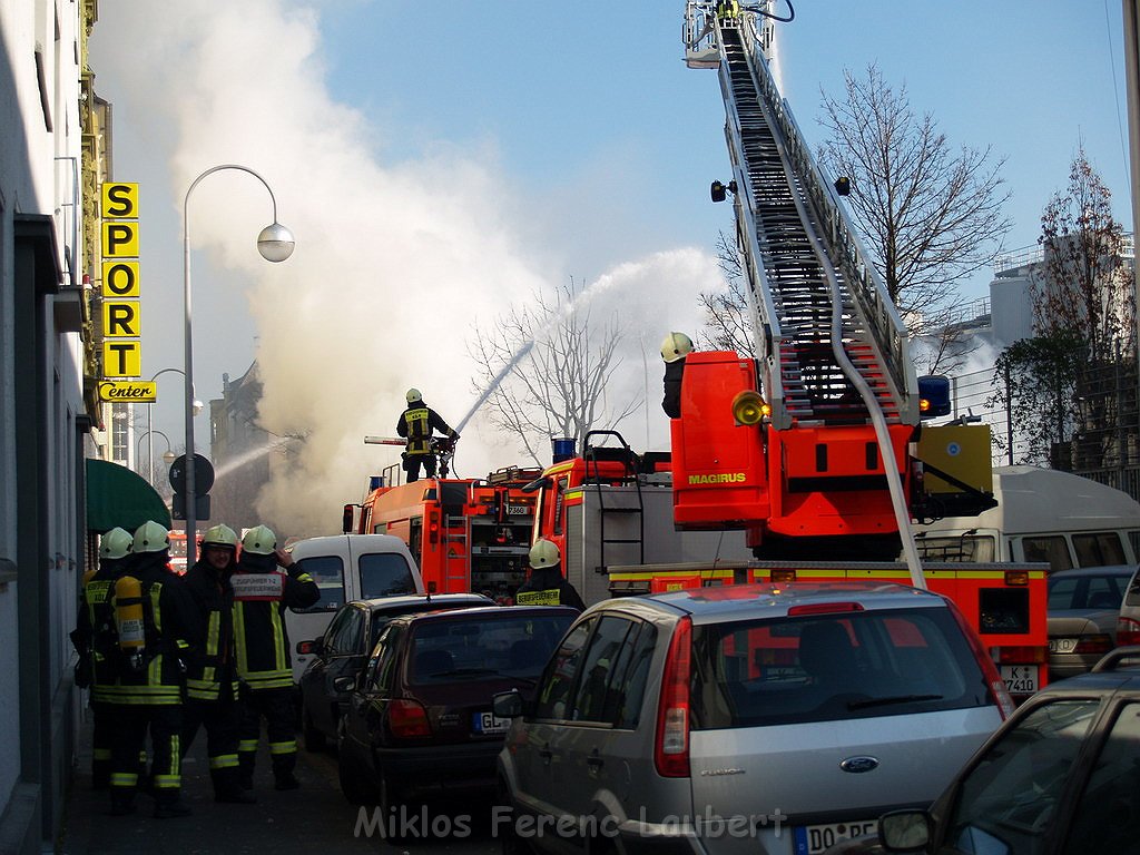 Feuer 4 Brand Gilden Brauerei Koeln Muelheim P420.JPG